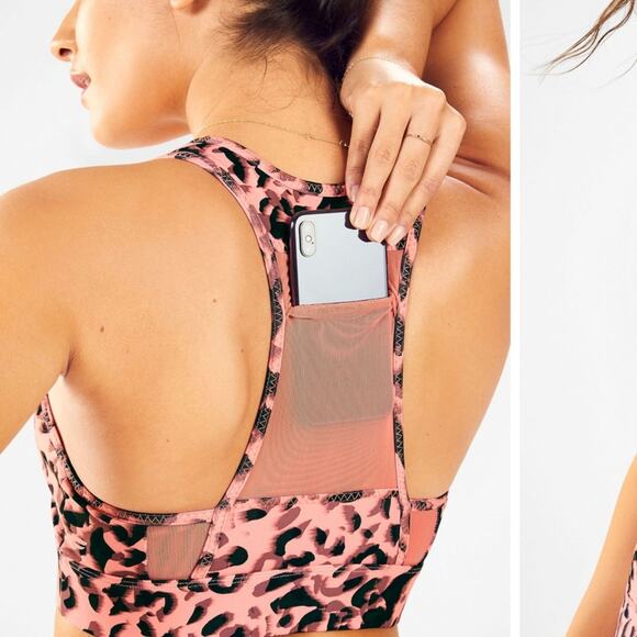 Fabletics On The Go Medium Impact Leopard Print Mesh Back Pocket Sports Bra - Picture 7 of 7